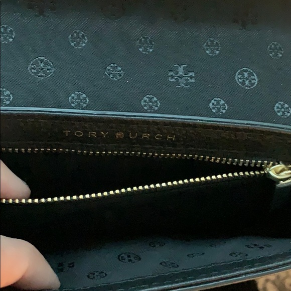 Tory Burch Chain Crossbody Black NWOT - Picture 4 of 5
